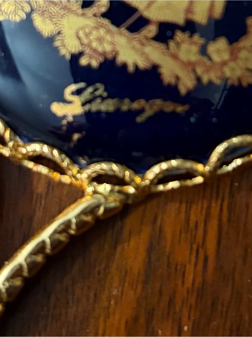 Vintage Limoges France Cobalt Blue Porcelain Hand Mirror | Gold Courting Couple - Picture 4 of 4